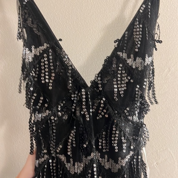 Lulu black and silver, beaded/sequence v neck spaghetti cross strap formal dress - Picture 4 of 8